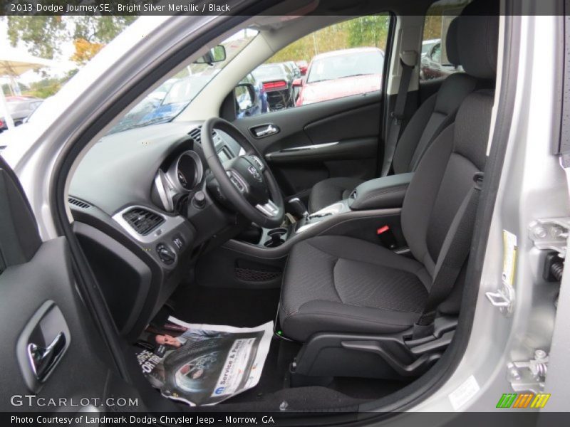 Bright Silver Metallic / Black 2013 Dodge Journey SE