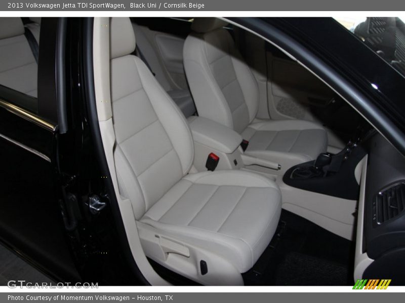 Black Uni / Cornsilk Beige 2013 Volkswagen Jetta TDI SportWagen