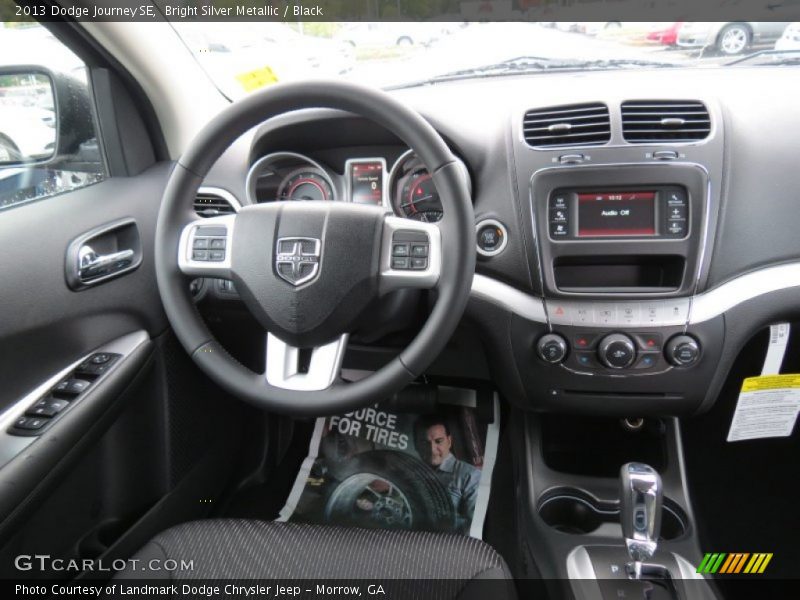Bright Silver Metallic / Black 2013 Dodge Journey SE