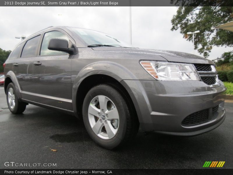 Storm Gray Pearl / Black/Light Frost Beige 2013 Dodge Journey SE