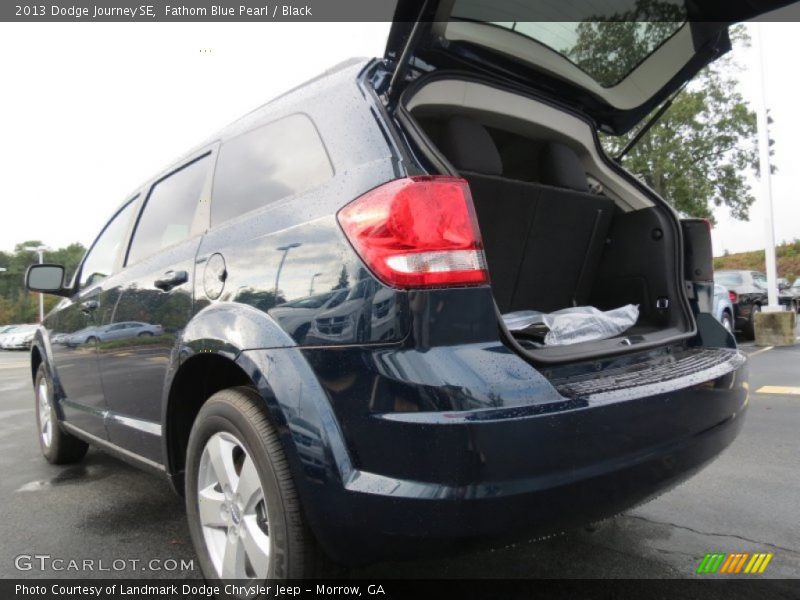 Fathom Blue Pearl / Black 2013 Dodge Journey SE