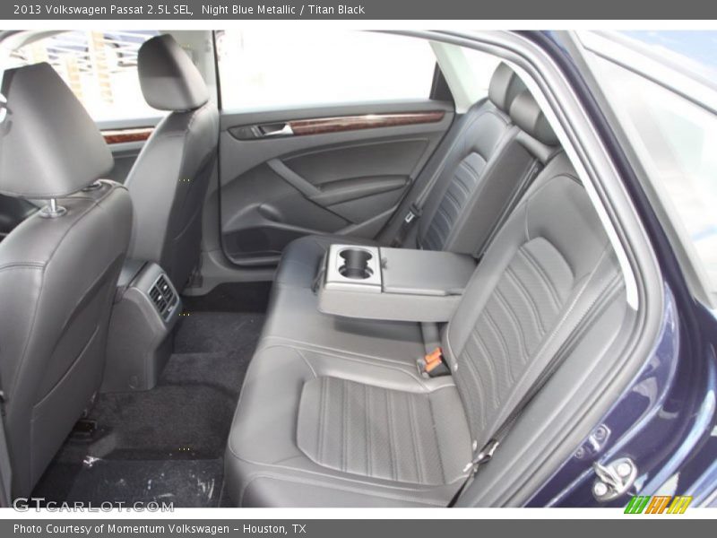Night Blue Metallic / Titan Black 2013 Volkswagen Passat 2.5L SEL