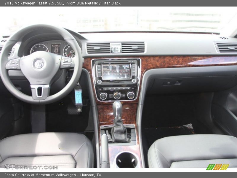 Night Blue Metallic / Titan Black 2013 Volkswagen Passat 2.5L SEL
