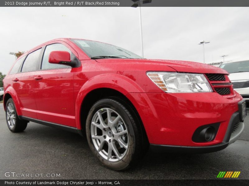 Front 3/4 View of 2013 Journey R/T