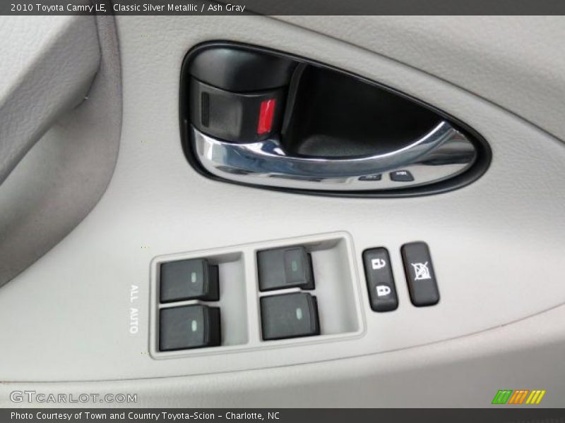 Classic Silver Metallic / Ash Gray 2010 Toyota Camry LE