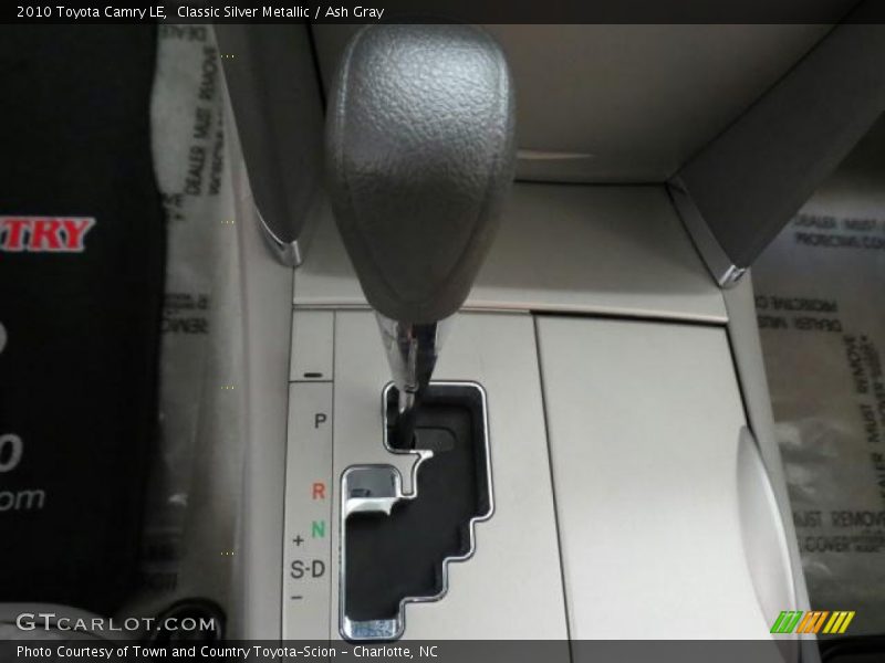 Classic Silver Metallic / Ash Gray 2010 Toyota Camry LE