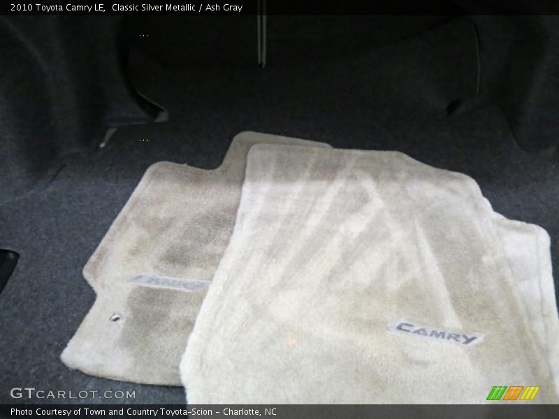 Classic Silver Metallic / Ash Gray 2010 Toyota Camry LE