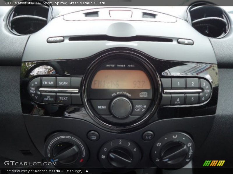 Controls of 2013 MAZDA2 Sport