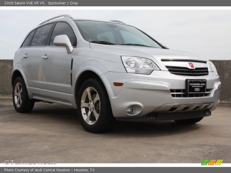 Quicksilver / Gray 2009 Saturn VUE XR V6