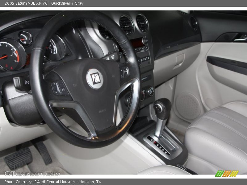 Quicksilver / Gray 2009 Saturn VUE XR V6