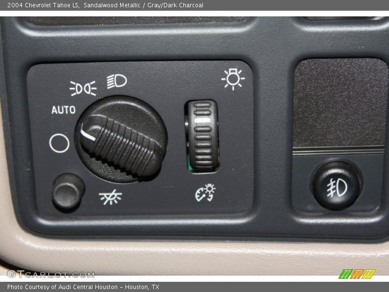 Sandalwood Metallic / Gray/Dark Charcoal 2004 Chevrolet Tahoe LS