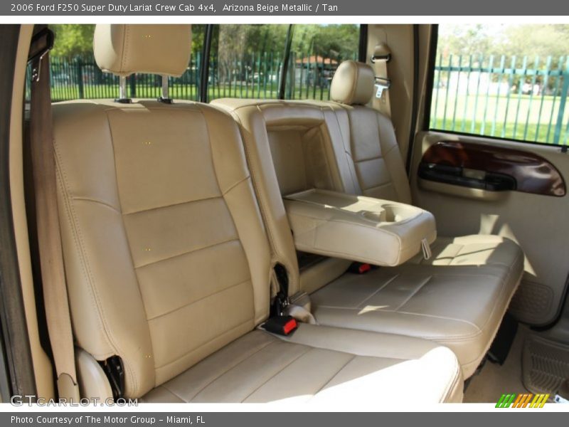 Arizona Beige Metallic / Tan 2006 Ford F250 Super Duty Lariat Crew Cab 4x4