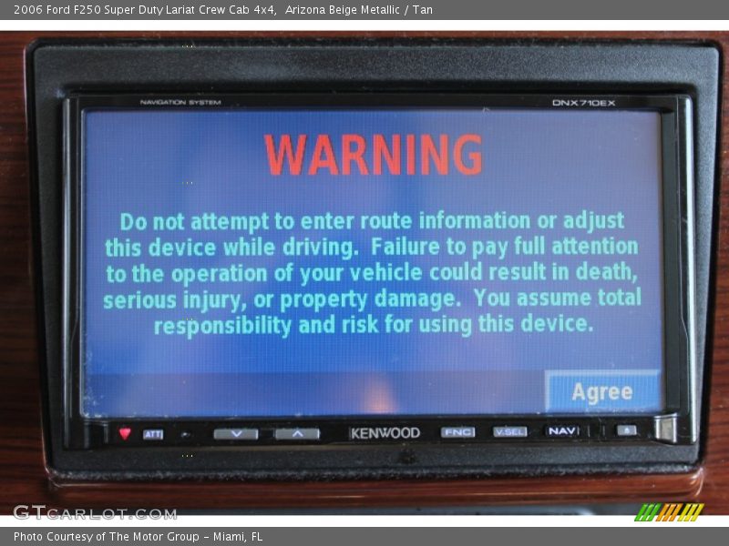 Arizona Beige Metallic / Tan 2006 Ford F250 Super Duty Lariat Crew Cab 4x4