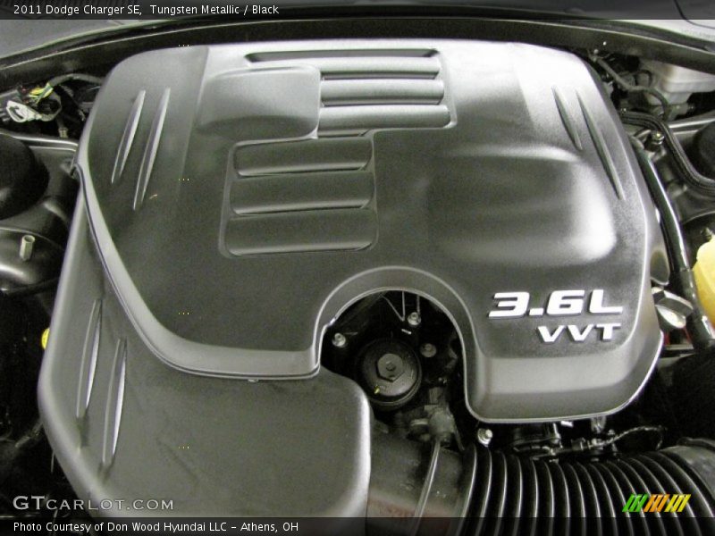 Tungsten Metallic / Black 2011 Dodge Charger SE