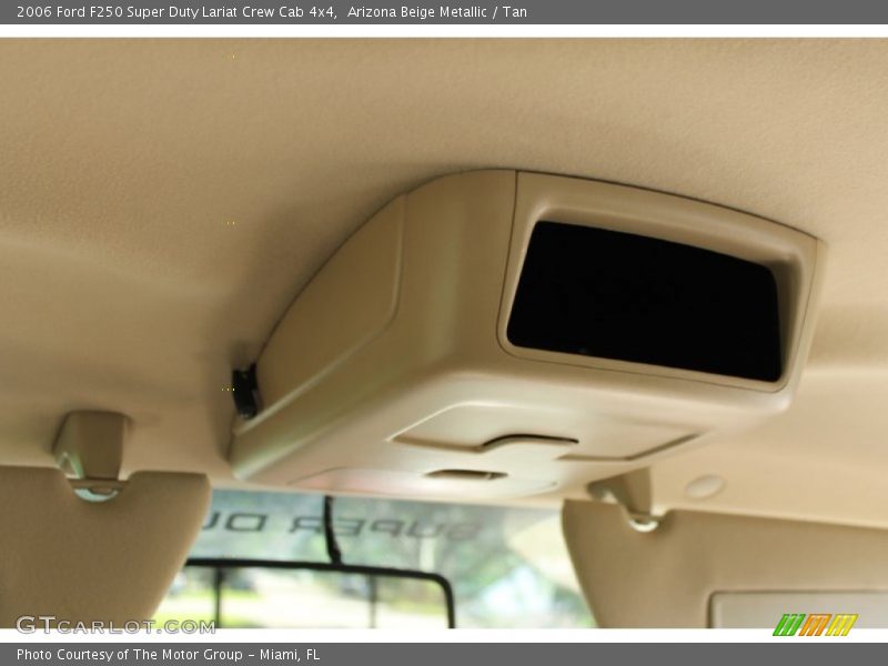 Arizona Beige Metallic / Tan 2006 Ford F250 Super Duty Lariat Crew Cab 4x4