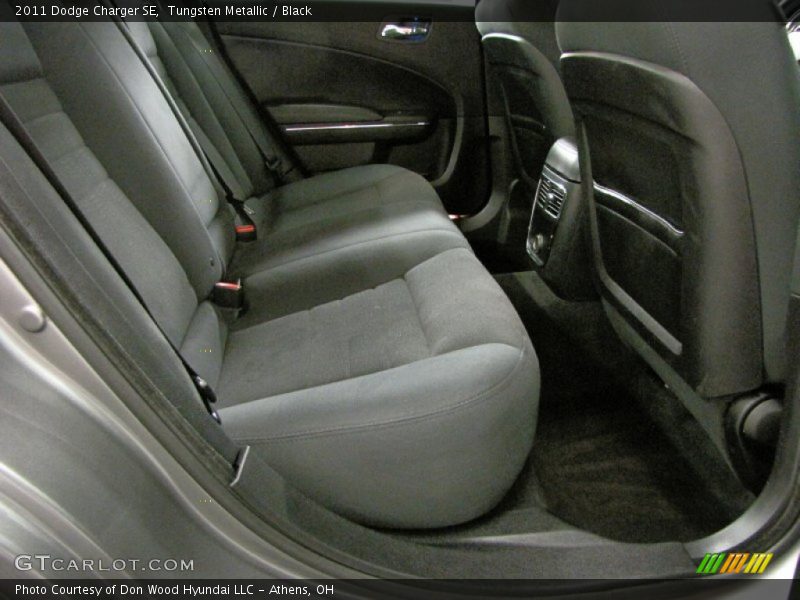 Tungsten Metallic / Black 2011 Dodge Charger SE
