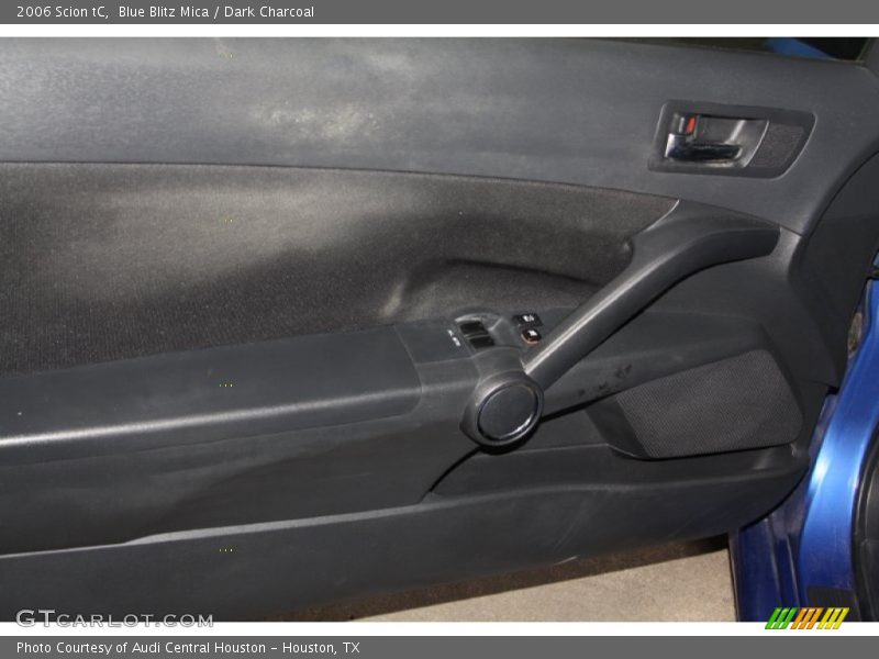 Blue Blitz Mica / Dark Charcoal 2006 Scion tC