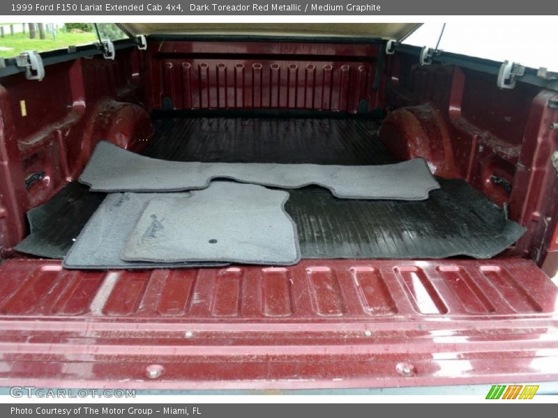 Dark Toreador Red Metallic / Medium Graphite 1999 Ford F150 Lariat Extended Cab 4x4