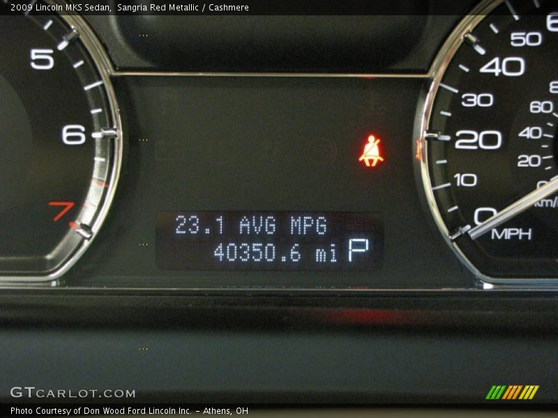 Sangria Red Metallic / Cashmere 2009 Lincoln MKS Sedan
