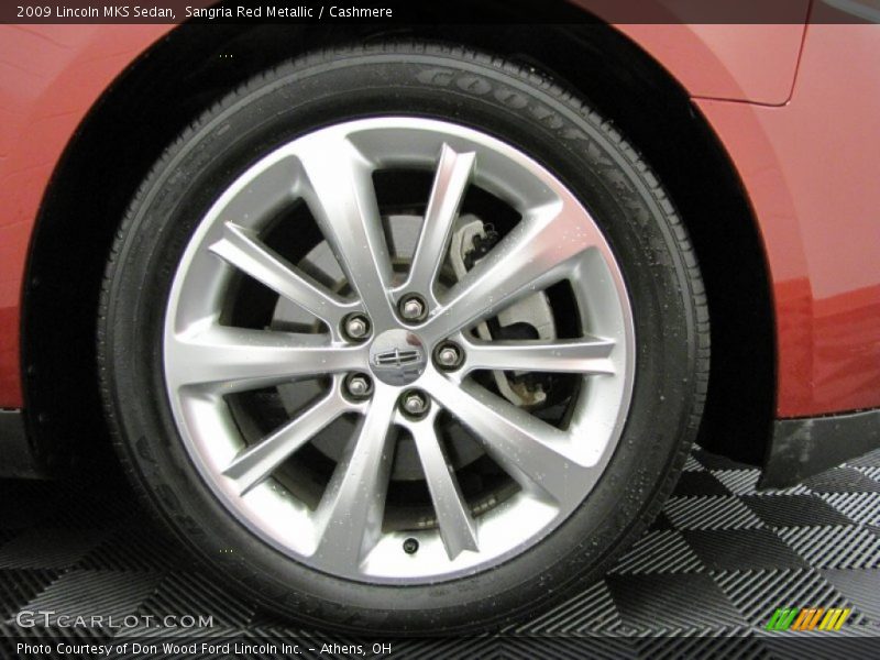 Sangria Red Metallic / Cashmere 2009 Lincoln MKS Sedan