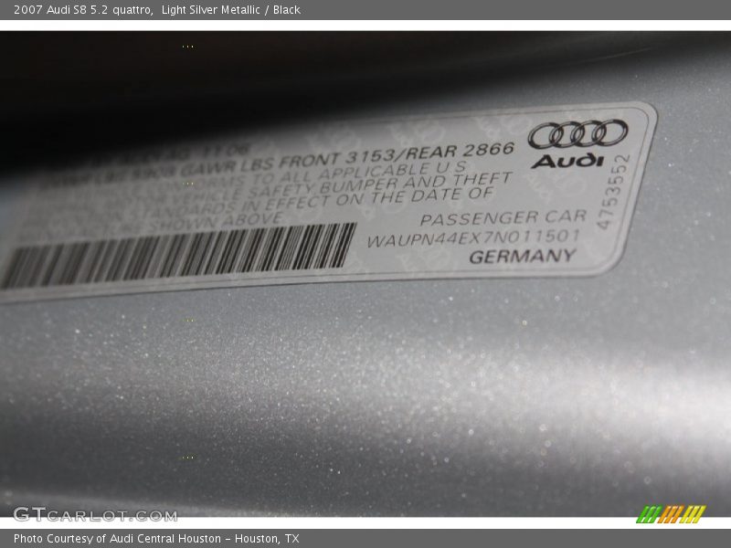 Light Silver Metallic / Black 2007 Audi S8 5.2 quattro