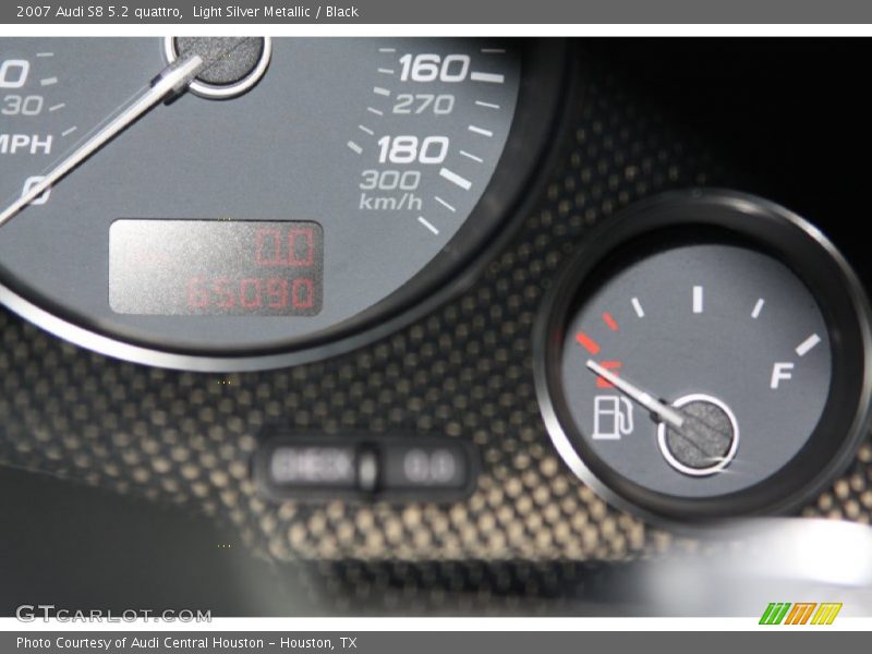 Light Silver Metallic / Black 2007 Audi S8 5.2 quattro