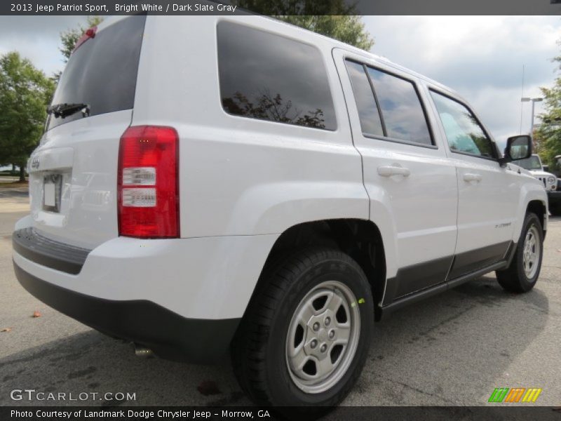Bright White / Dark Slate Gray 2013 Jeep Patriot Sport