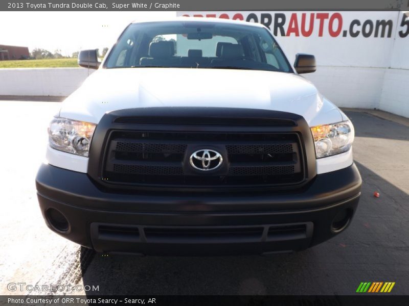Super White / Graphite 2013 Toyota Tundra Double Cab