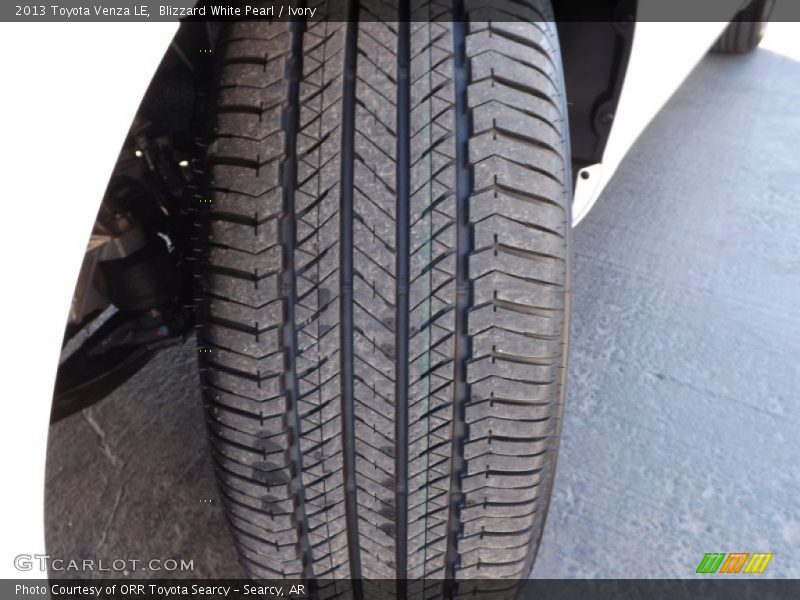 Blizzard White Pearl / Ivory 2013 Toyota Venza LE