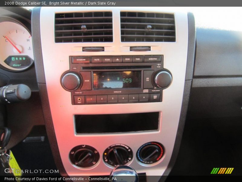 Bright Silver Metallic / Dark Slate Gray 2008 Dodge Caliber SE