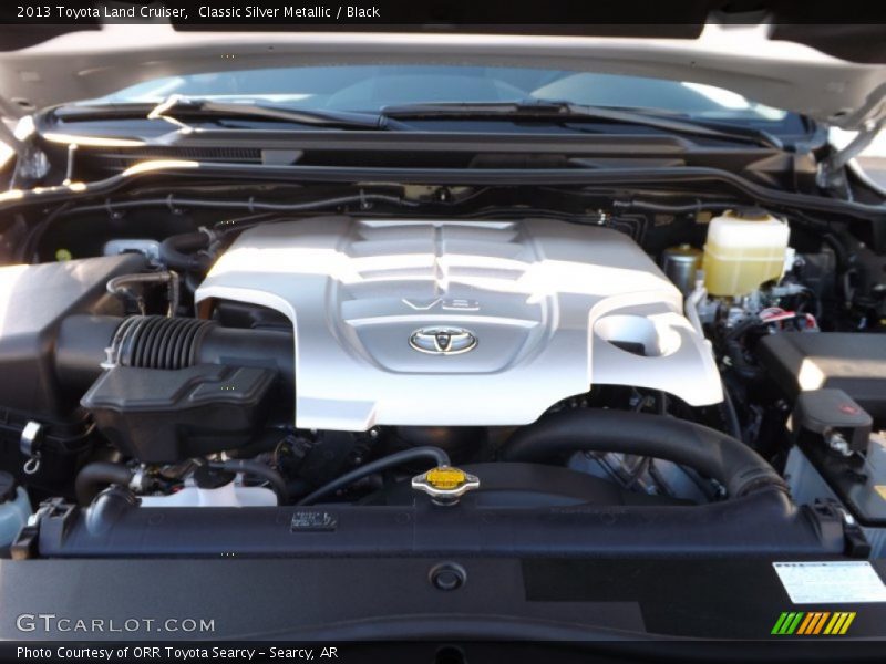 Classic Silver Metallic / Black 2013 Toyota Land Cruiser