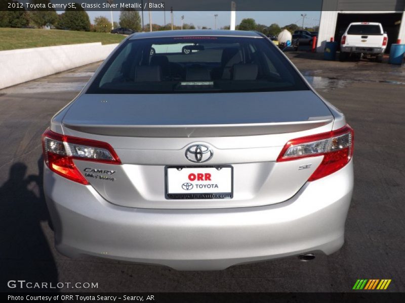 Classic Silver Metallic / Black 2012 Toyota Camry SE