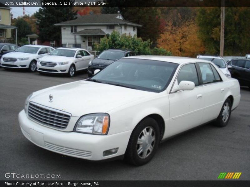 Glacier White / Dark Gray 2005 Cadillac DeVille Sedan