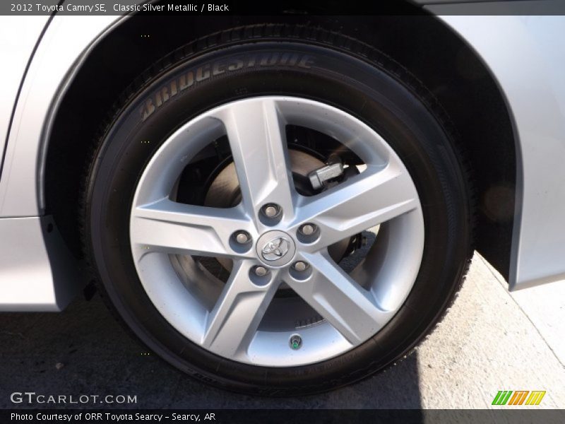Classic Silver Metallic / Black 2012 Toyota Camry SE