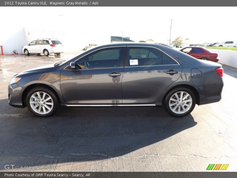 Magnetic Gray Metallic / Ash 2012 Toyota Camry XLE