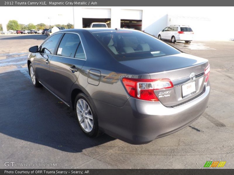 Magnetic Gray Metallic / Ash 2012 Toyota Camry XLE