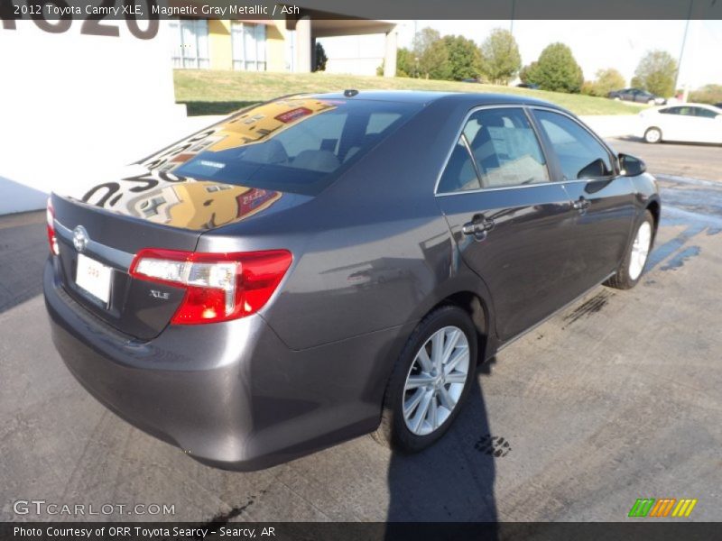 Magnetic Gray Metallic / Ash 2012 Toyota Camry XLE