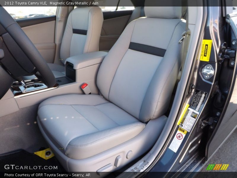Magnetic Gray Metallic / Ash 2012 Toyota Camry XLE