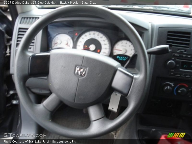 Black / Medium Slate Gray 2005 Dodge Dakota ST Club Cab 4x4