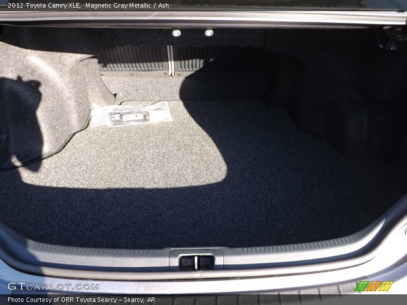 Magnetic Gray Metallic / Ash 2012 Toyota Camry XLE