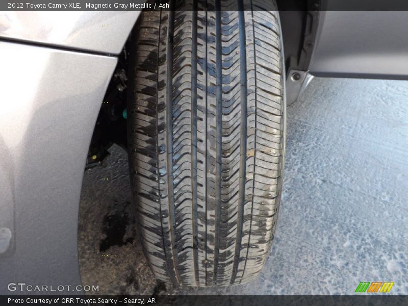 Magnetic Gray Metallic / Ash 2012 Toyota Camry XLE