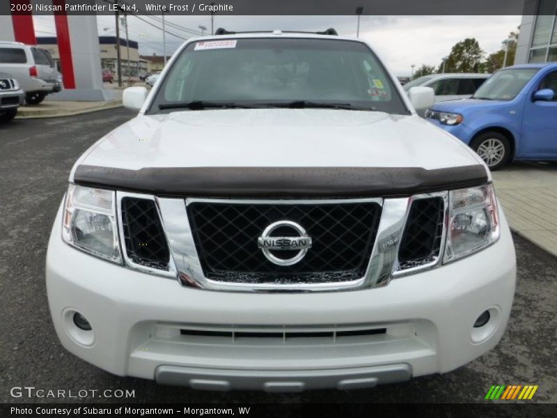 White Frost / Graphite 2009 Nissan Pathfinder LE 4x4