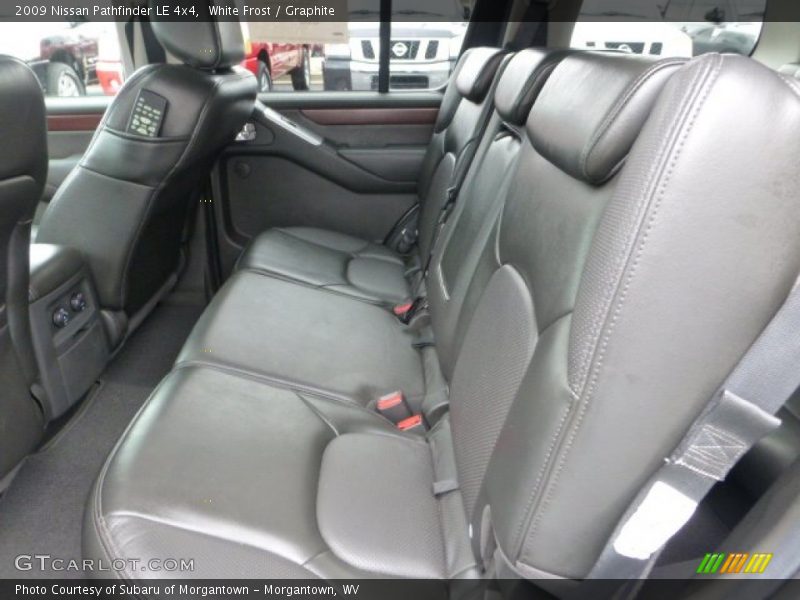White Frost / Graphite 2009 Nissan Pathfinder LE 4x4