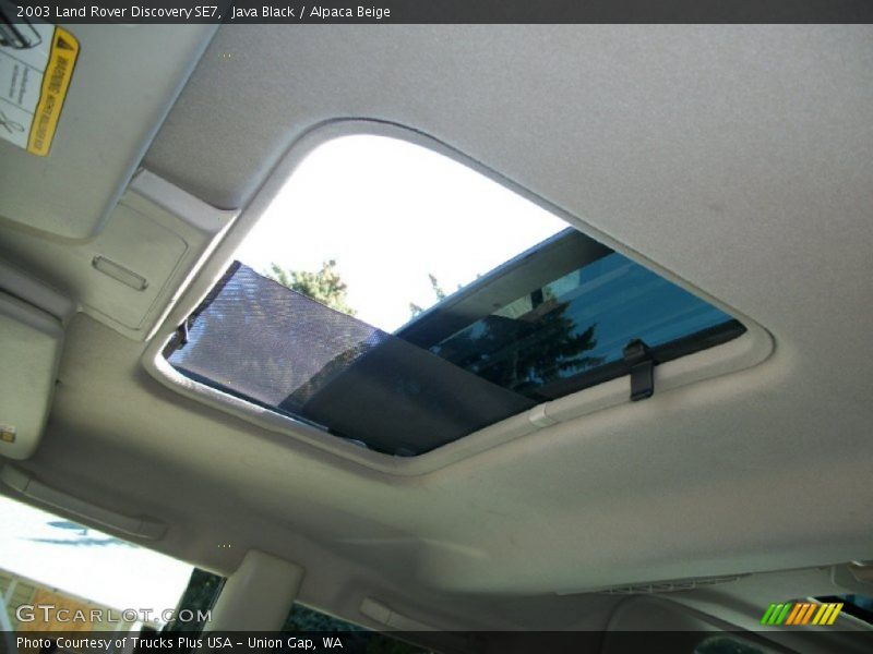 Sunroof of 2003 Discovery SE7