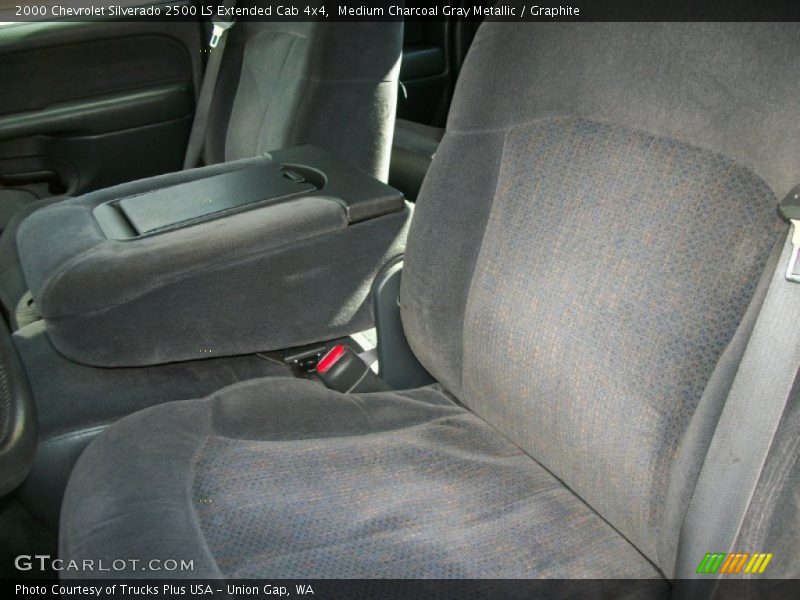 Medium Charcoal Gray Metallic / Graphite 2000 Chevrolet Silverado 2500 LS Extended Cab 4x4