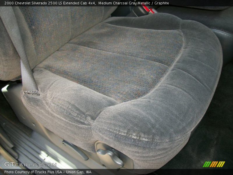 Medium Charcoal Gray Metallic / Graphite 2000 Chevrolet Silverado 2500 LS Extended Cab 4x4