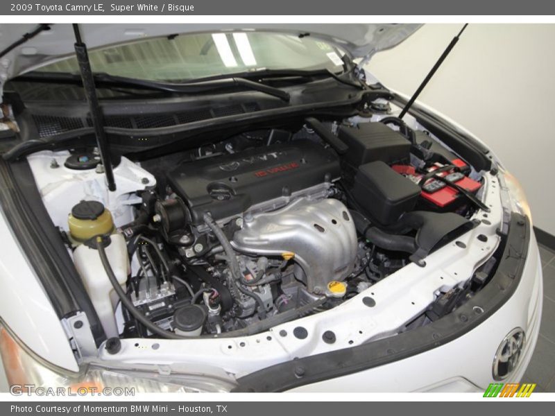 Super White / Bisque 2009 Toyota Camry LE