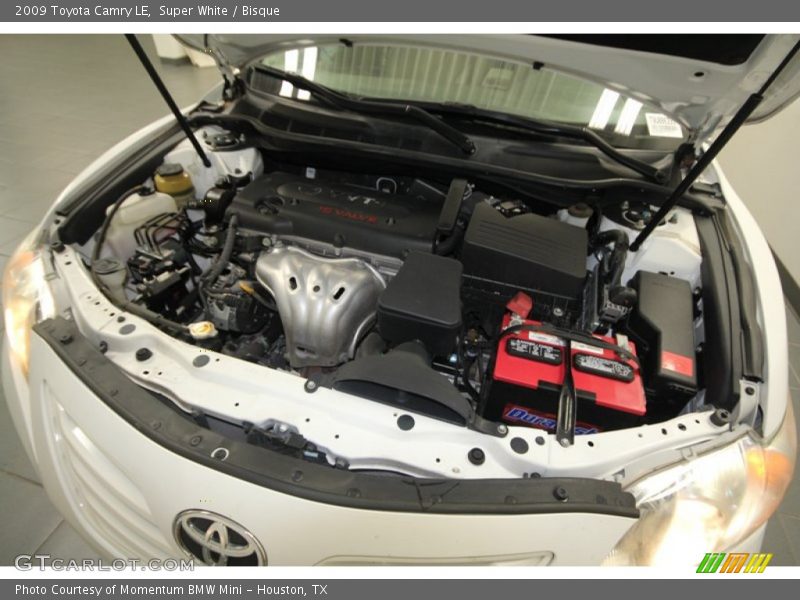 Super White / Bisque 2009 Toyota Camry LE