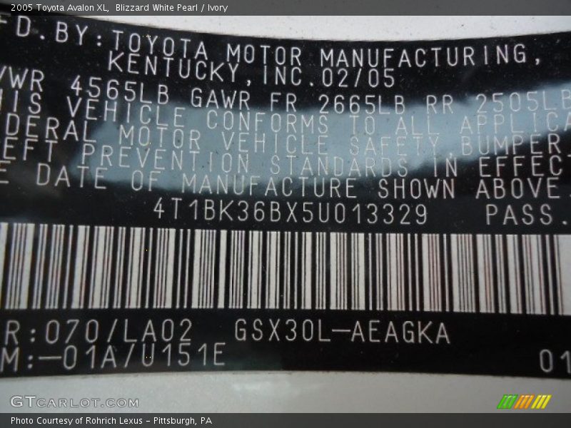 Blizzard White Pearl / Ivory 2005 Toyota Avalon XL