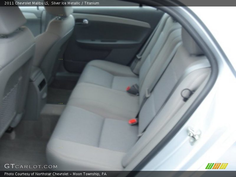 Silver Ice Metallic / Titanium 2011 Chevrolet Malibu LS